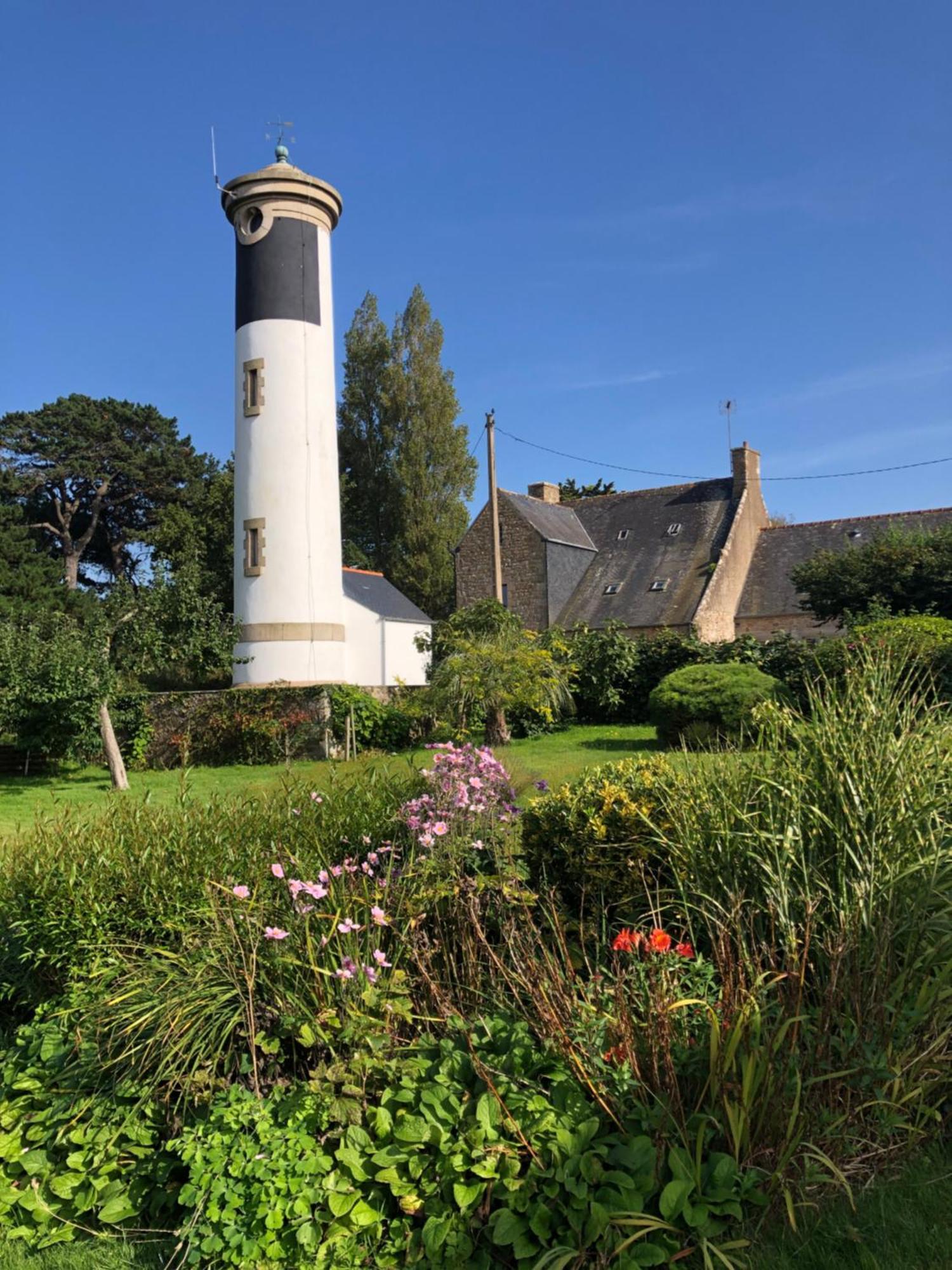 Louannec Les Ecolodges Sous Le Phare מראה חיצוני תמונה