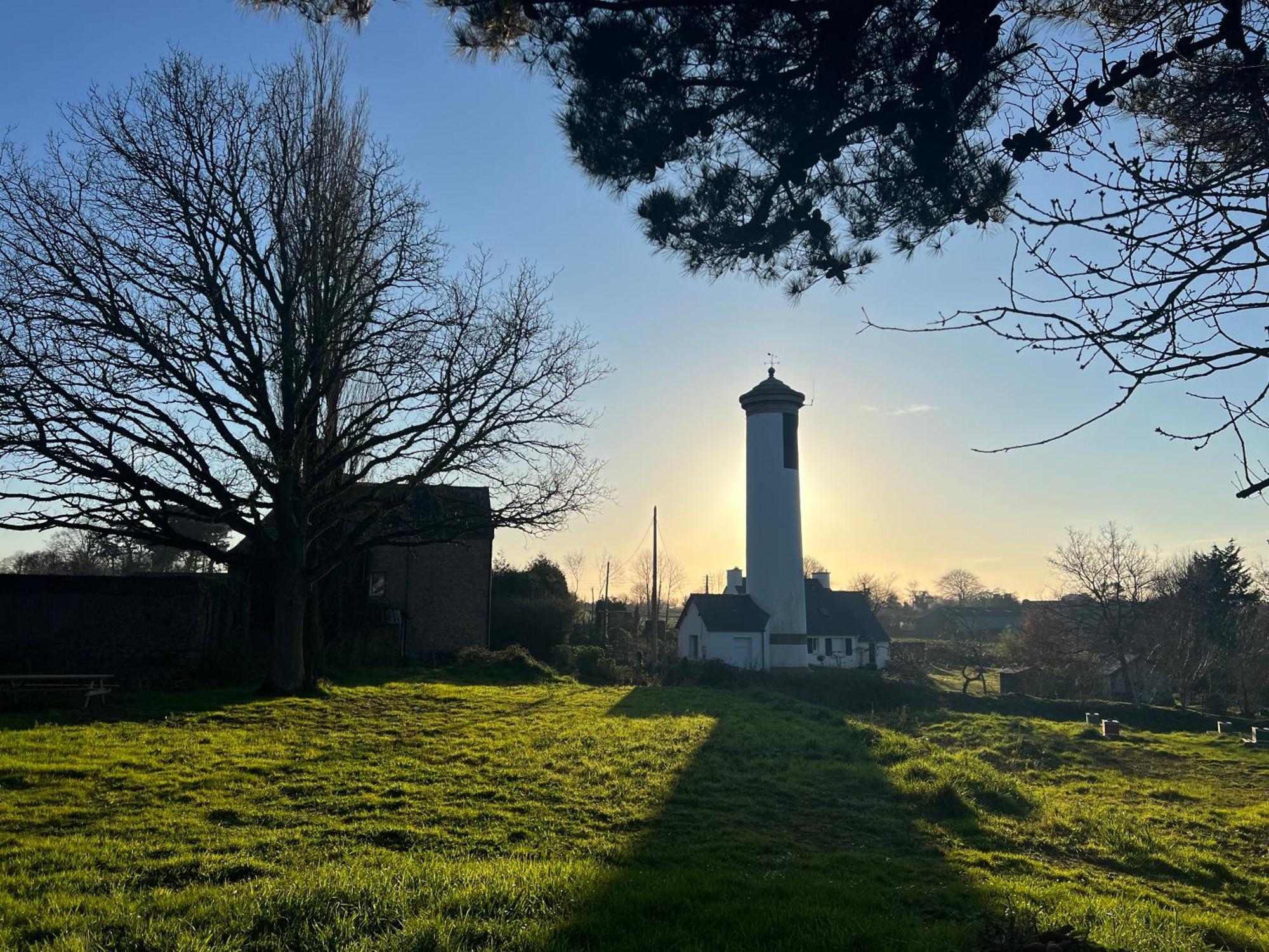 Louannec Les Ecolodges Sous Le Phare מראה חיצוני תמונה
