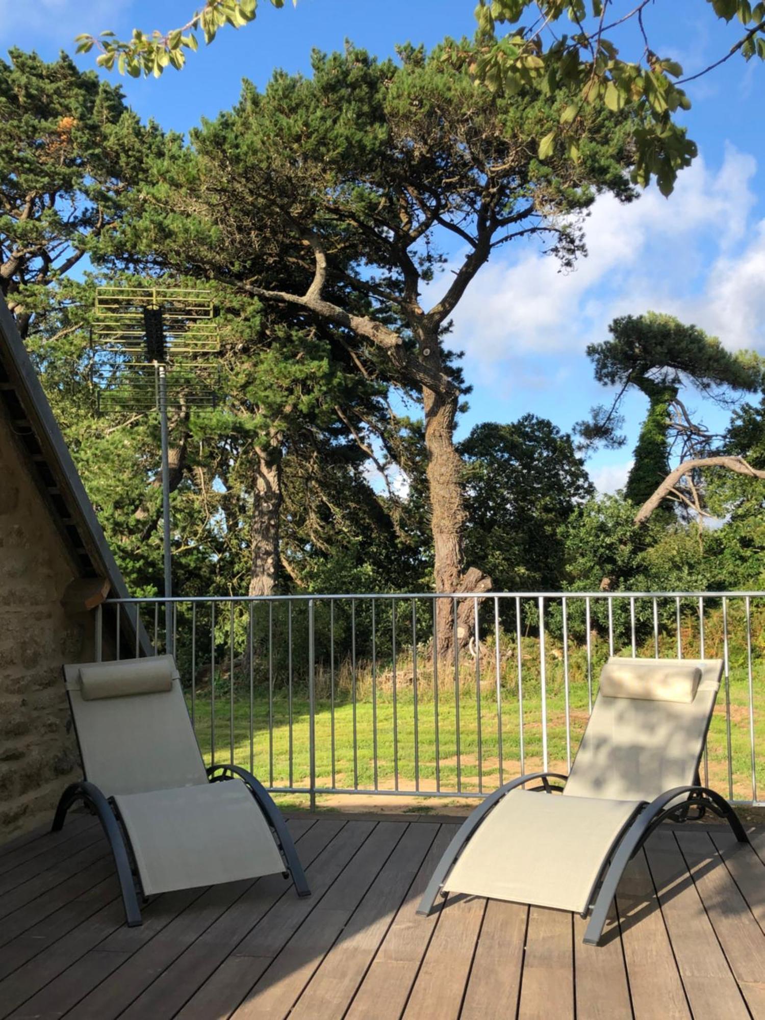 Louannec Les Ecolodges Sous Le Phare מראה חיצוני תמונה